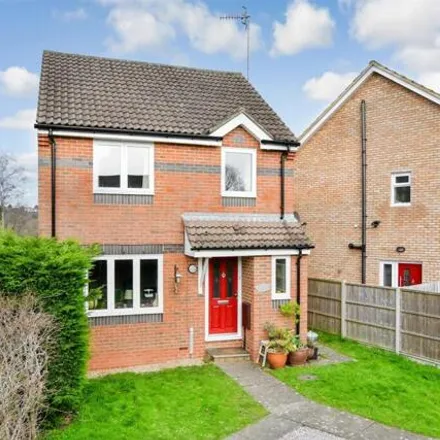 Buy this 3 bed house on Thepps Close in South Nutfield, RH1 5NX
