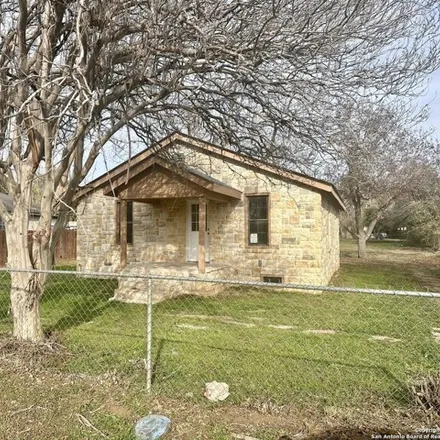 Image 2 - 445 Culpepper Street, Stockdale, Wilson County, TX 78160, USA - House for sale