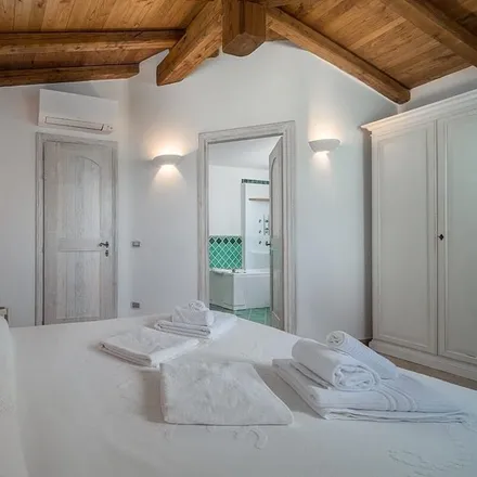 Rent this 5 bed house on Capo Coda Cavallo in Santu Diadòru/San Teodoro, Sardinia