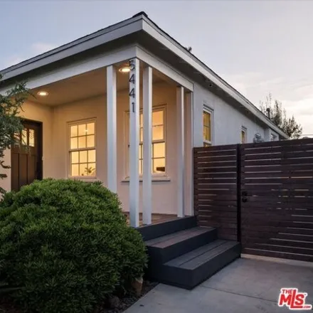 Image 3 - 5483 Cartwright Avenue, Los Angeles, CA 91601, USA - House for sale