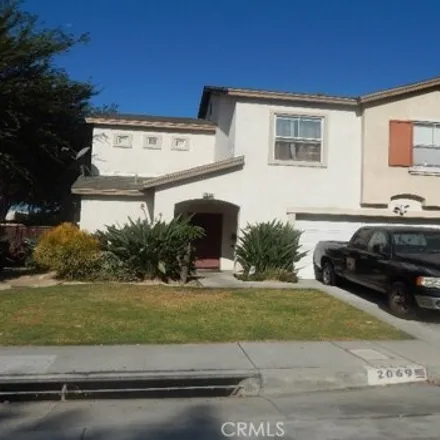 Buy this 3 bed condo on 2041 East 120th Street in Willowbrook, CA 90059
