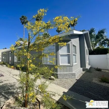 Buy this studio apartment on 250 Lei Drive in Palm Springs, CA 92264