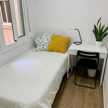 Rent this 4 bed apartment on Carrer de Mas in 08904 l'Hospitalet de Llobregat, Spain