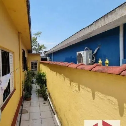 Buy this 2 bed house on Rua Luís Alberto Martins in São Jorge, Santos - SP