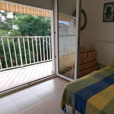 Rent this 4 bed house on 17230 Palamós