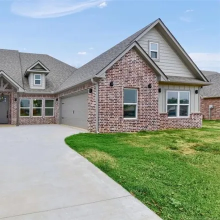 Buy this 3 bed house on 132 Gail Farrell Drive in Durant, OK 74701