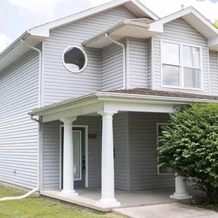 Buy this 4 bed house on 277 East Mulberry Street in Evansville, IN 47713