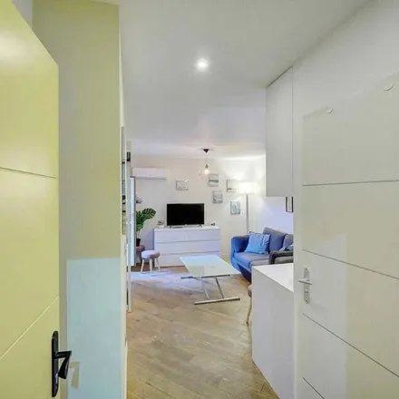 Image 4 - 15 Rue Jean-Joseph Méro, 06400 Cannes, France - Apartment for rent