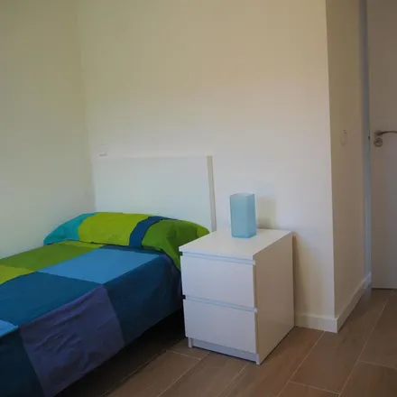 Rent this 4 bed apartment on Parroquia San Roque y Santa María Micaela in Calle del Abolengo, 10