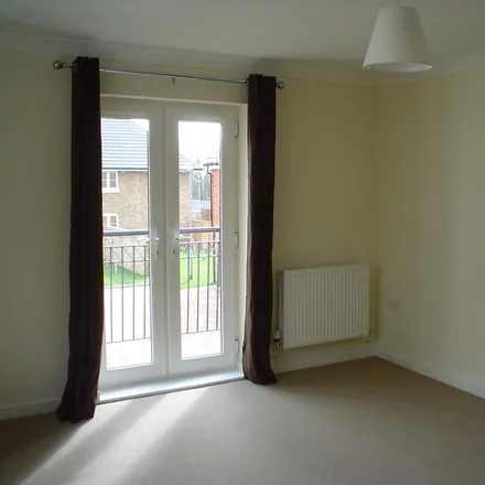 Image 3 - Edenbridge, Albion Way, TN8 6JQ, United Kingdom - Apartment for rent