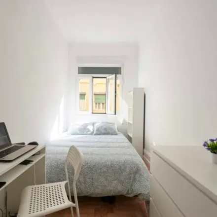 Rent this 4 bed room on Mercearia Lucinda in Rua Sampaio e Pina, 1070-051 Lisbon