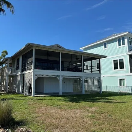 Image 8 - 331 Ostego Drive, Fort Myers Beach, Lee County, FL 33931, USA - House for sale