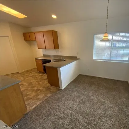 Image 7 - 54 Calm Winds Court, North Las Vegas, NV 89031, USA - House for rent