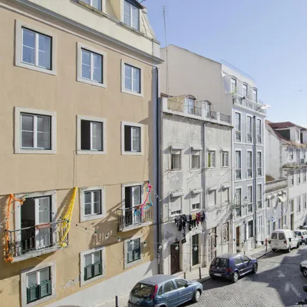 Image 6 - Registo de azulejos com Nossa Senhora de Penha de França, Rua do Guarda-Mor 42, 1200-855 Lisbon, Portugal - Room for rent