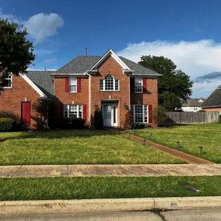 Buy this 4 bed house on 346 Lida Lane in Memphis, TN 38018