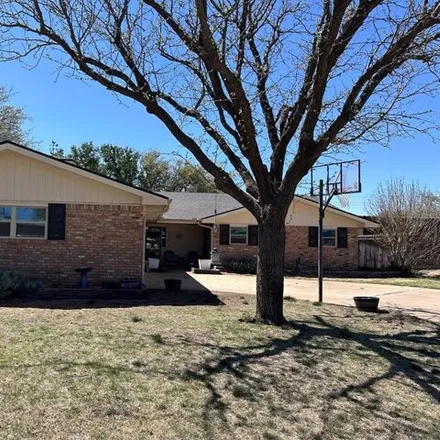 Image 1 - 568 Southwest 18th Street, Seminole, TX 79360, USA - House for sale