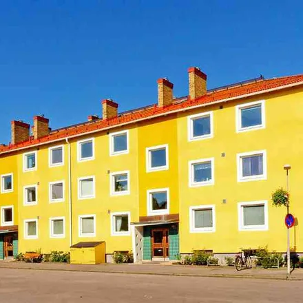 Rent this 3 bed apartment on Evastigen in 585 71 Ljungsbro, Sweden