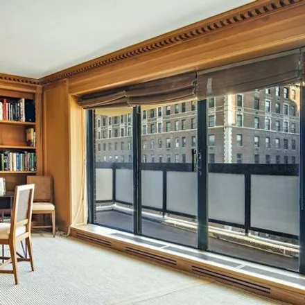 Image 2 - 750 Park Avenue, New York, NY 10021, USA - Apartment for sale