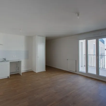 Image 9 - 205 Avenue Paul Vaillant-Couturier, 93150 Le Blanc-Mesnil, France - Apartment for rent