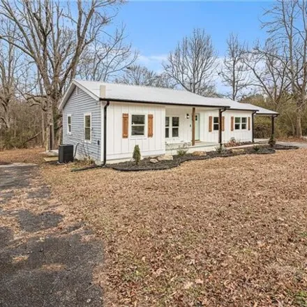 Buy this 3 bed house on 1135 South Madison Avenue in Monroe, GA 30655