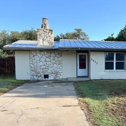 Buy this 3 bed house on 1475 Wren Lane in Beeville, TX 78102