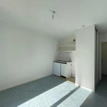 Rent this 1 bed apartment on 7 Impasse Joseph Andrau in 31400 Toulouse, France