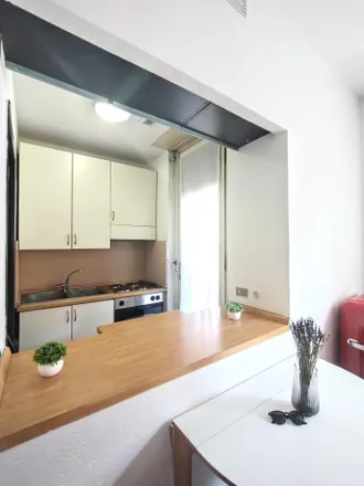 Image 1 - Inviting studio close to Gerusalemme metro station  Milan 20154 - Apartment for rent