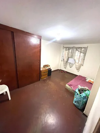 Buy this 6 bed house on Avenida José María Seguín in San Juan de Miraflores, Lima Metropolitan Area 15801