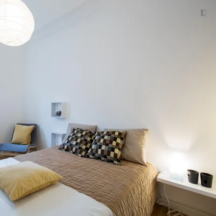 Rent this 5 bed room on A Tendinha in Rua Rodrigues de Freitas, 2780-254 Oeiras