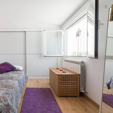 Rent this 3 bed room on Madrid in Calle del Prat, 28032 Madrid