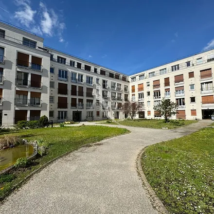 Rent this 1 bed apartment on 1 Place Victor Hugo in 41000 Blois, France