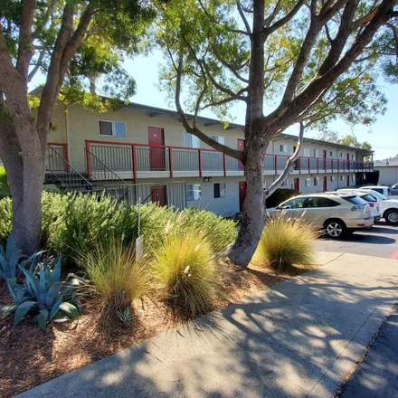 Image 2 - 555 Westmont Avenue, San Luis Obispo, CA 93407, USA - Apartment for rent