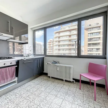 Rent this 2 bed apartment on Vander Cammen in Avenue Prince de Liège 2, 5100 Jambes