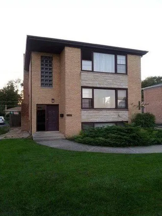 Rent this 3 bed apartment on 17354 Ridgeland Avenue in Tinley Park, IL 60477