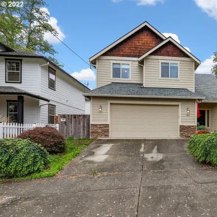 Buy this 3 bed house on 1417 Division Street in Camas, WA 98607