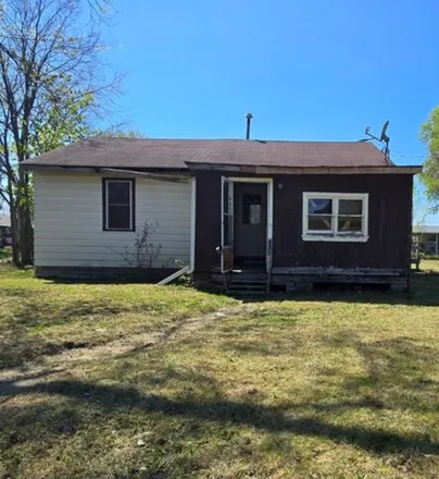 Buy this 3 bed house on 1106 42nd Avenue in Winnebago Court, Rockford