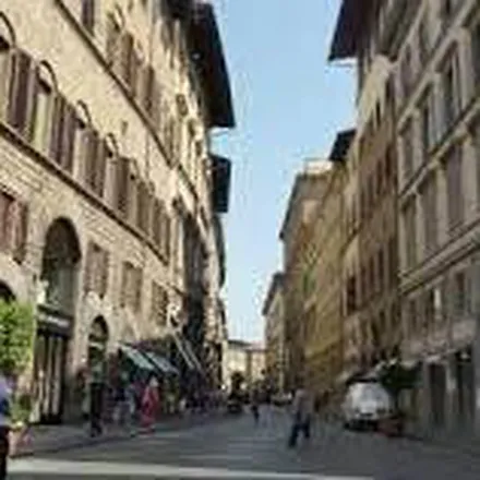 Rent this 3 bed apartment on Piazza dei Rucellai 11 R in 50123 Florence FI, Italy