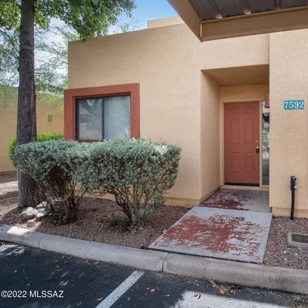 Image 2 - 7592 East Kini Drive, Tucson, AZ 85710, USA - Townhouse for sale