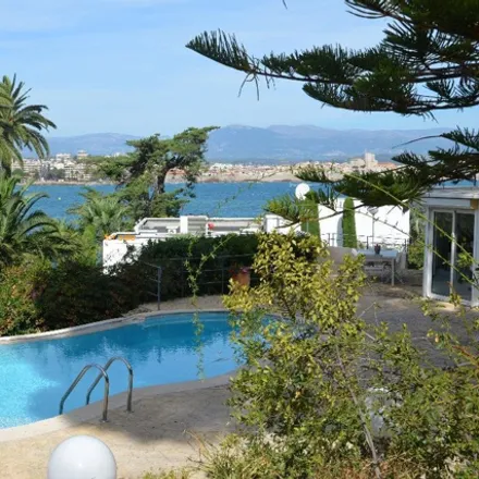 Image 2 - La Babiole, Boulevard Gardiole Bacon, 06600 Antibes, France - House for sale