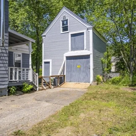 Image 7 - 25 South St, Somersworth, New Hampshire, 03878 - House for sale