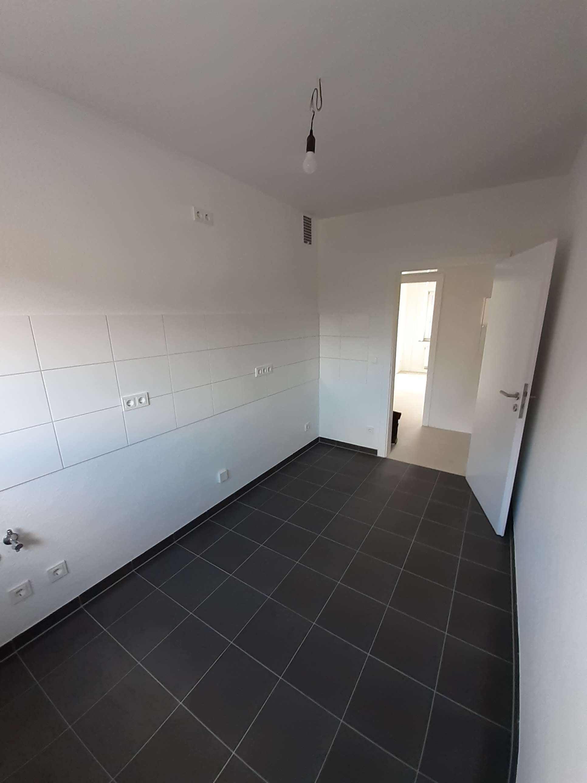 3 Bedroom Apartment At Kreyenbergstrasse 13 41751 Viersen Germany 22508675 Rentberry