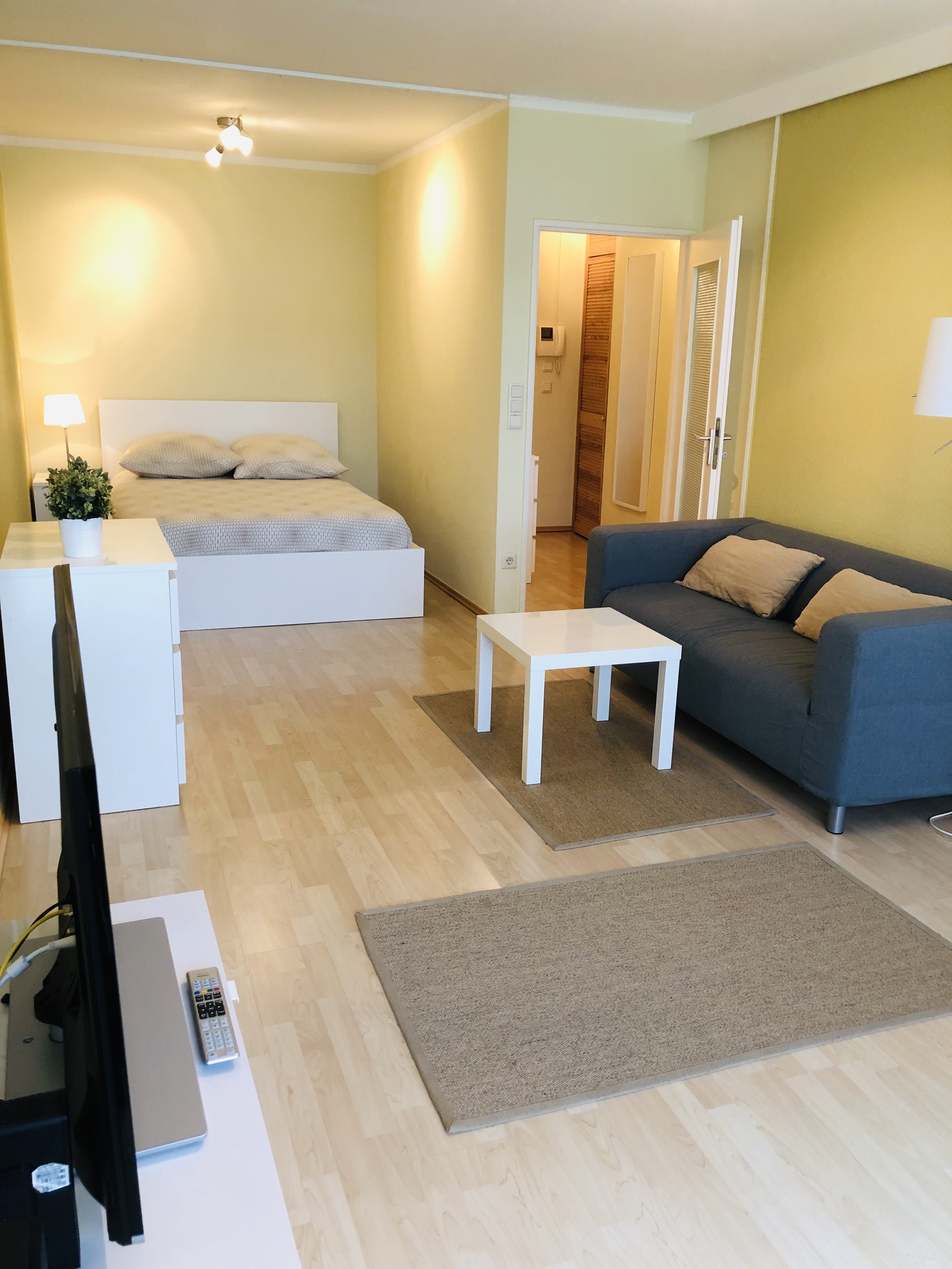 1 Bed Apartment At Schlangenbader Strasse 17 14197 Berlin