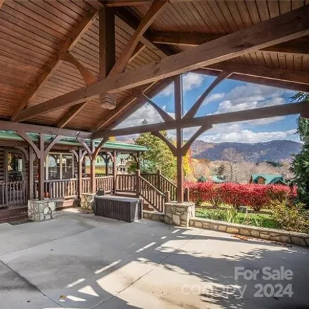 Image 2 - 70 Destiny Trail, Maggie Valley, Haywood County, NC 28751, USA - House for sale