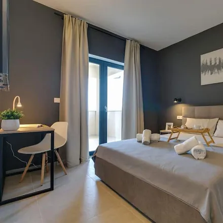 Rent this 4 bed house on Nova Vas in Višnjanska, 52446 Grad Poreč