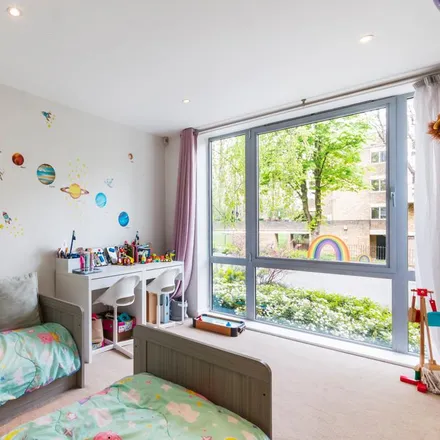 Image 8 - Viewpoint, 30-32 Highbury Grove, London, N5 2AL, United Kingdom - Apartment for rent