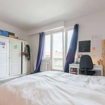 Rent this 5 bed apartment on Rue du Trône - Troonstraat 127 in 1050 Ixelles - Elsene, Belgium
