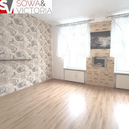 Buy this 3 bed apartment on Juliusza Kossaka 5 in 58-300 Wałbrzych, Poland