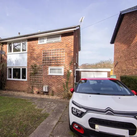 Buy this 3 bed house on York Avenue in East Cowes, PO32 6QR