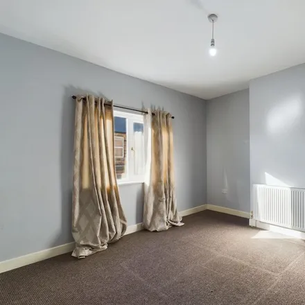 Image 5 - Mexborough Road/Garbutt Street, Mexborough Road, Bolton upon Dearne, S63 8LX, United Kingdom - Townhouse for rent