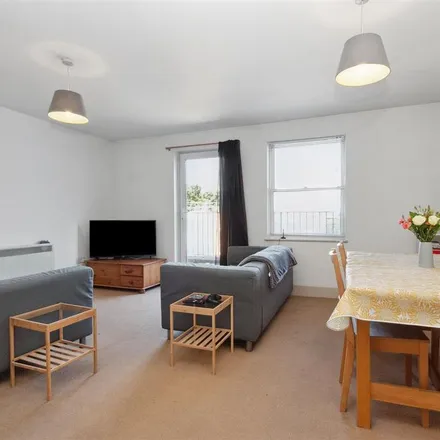 Rent this 2 bed apartment on Newspot in 8 Lavender Hill, London